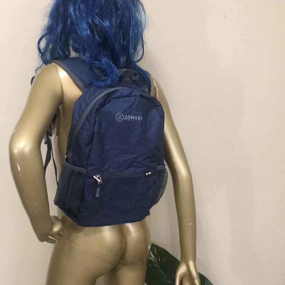 Navy blue super lightweight summit pack by ZOMAKE